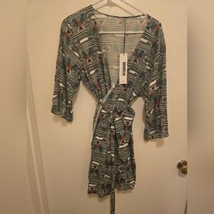 Bromelia Swimwear S/M Patterned Wrap Dress with Belt NWT